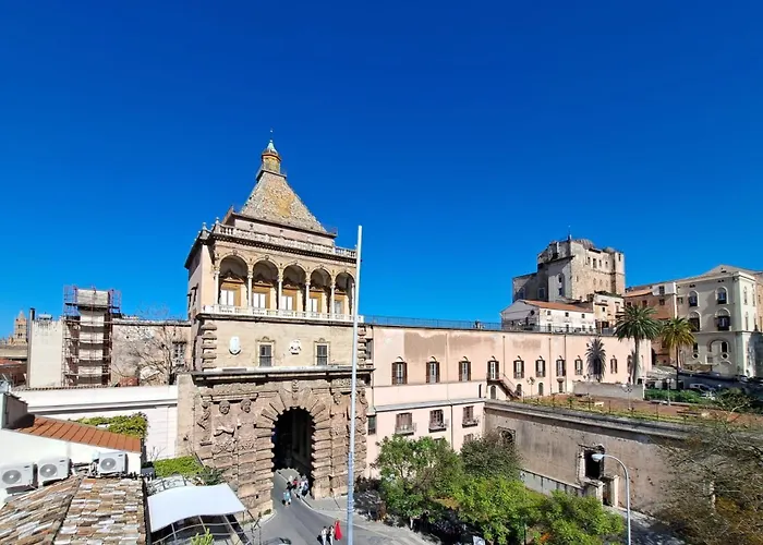 La Porta Dei Mori * パレルモ