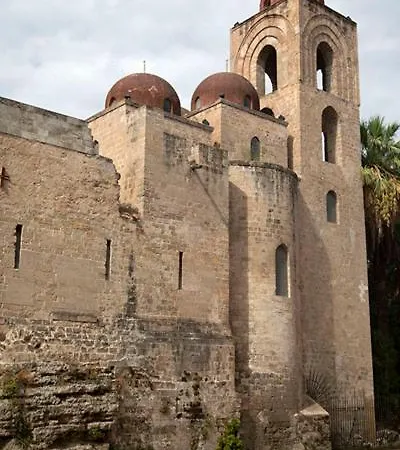 La Porta Dei Mori Palermo